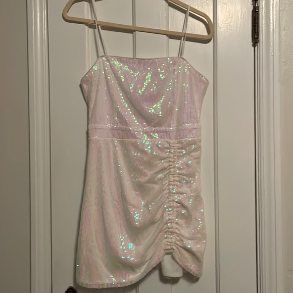 superdown Dresses & Skirts - Superdown Sequin Mini